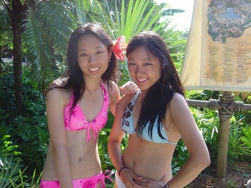 Hawaiian  girls in bikinis